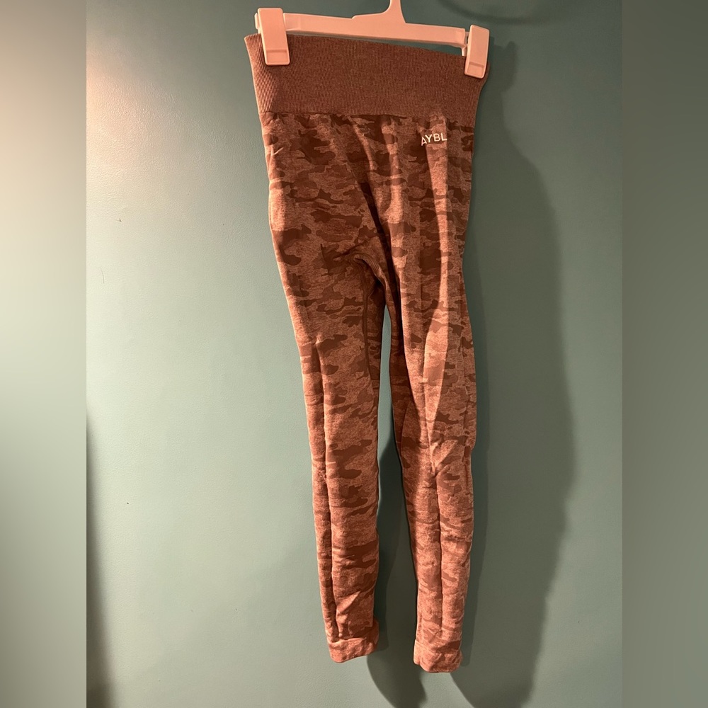 Aybl grey camo seamless leggings